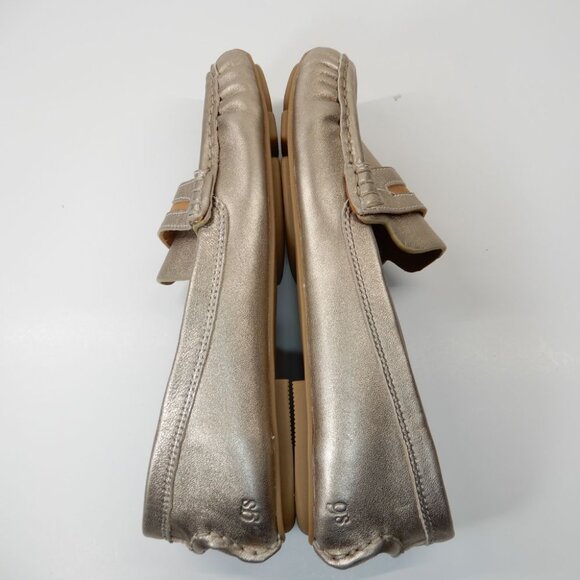 Gentle Souls Madison Driving Loafers Flats 7 Gravel Metallic Leather Comfort NEW - Picture 11 of 16